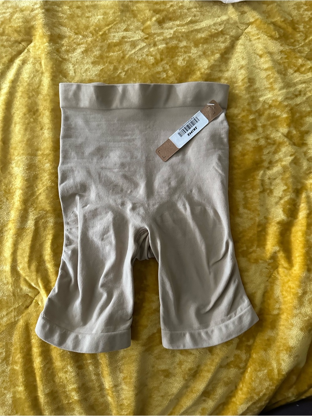 SKIMS Nude High-Waist Mid Thigh Sculpt Shorts NWT✨🍑 - Picture 2 of 6